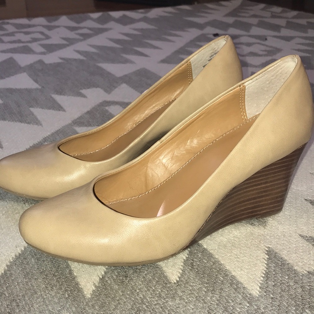 Nine West Nude Wedge - 6.5M